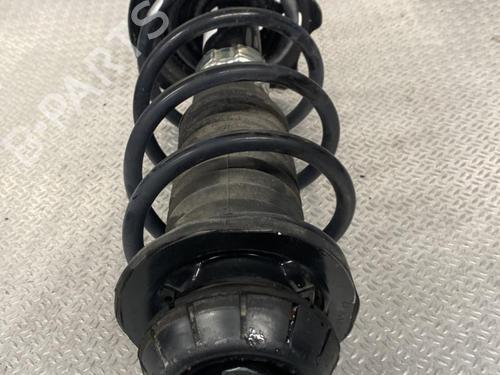 Used Right front shock absorber TOYOTA AYGO (_B1_) 1.0 (KGB10_, KGB10R) (68 hp) 24062238