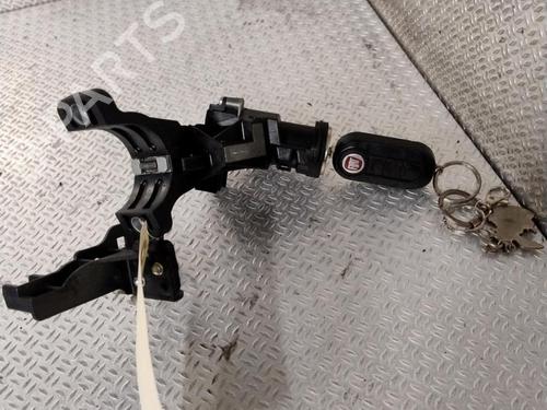 Used Ignition barrel FIAT GRANDE PUNTO (199_) 1.2 (65 hp) 28484080
