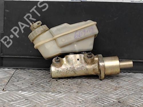 Used Brake master cylinder VW TRANSPORTER T4 Van (70A, 70H, 7DA, 7DH) 1.9 TD (68 hp) 24070682