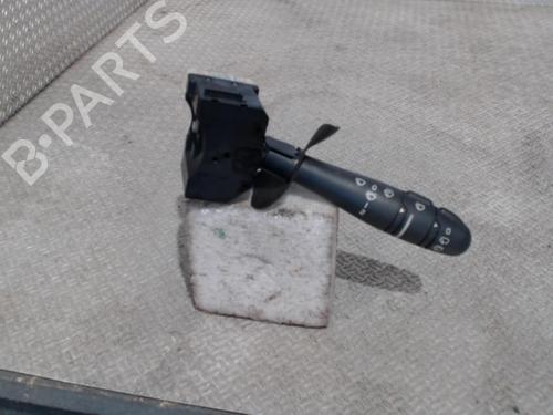 Used Steering column stalk RENAULT CLIO II (BB_, CB_) 1.5 dCi (B/CB07) (65 hp) 24081003
