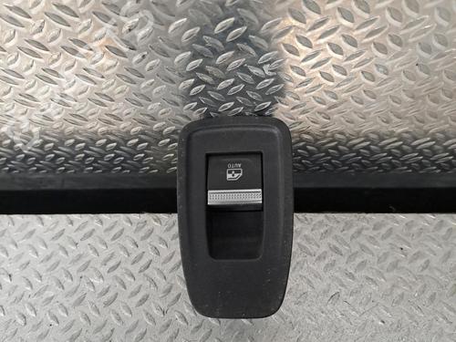 switch-renault-captur-ii-hf_-2020-24092290 main image