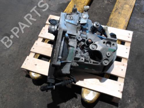 Used Gearbox CITROËN C3 II (SC_) 1.1 i (60 hp) 24078082