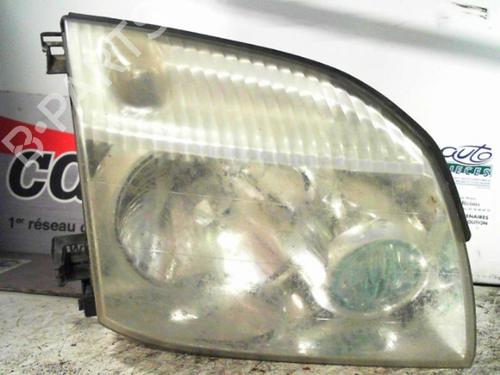 Used Right headlight NISSAN X-TRAIL I (T30) 2.2 Di 4x4 (114 hp) 24063888
