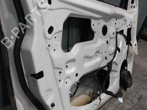 Used Left front door CHEVROLET AVEO / KALOS Hatchback (T250, T255) 1.2 LPG (84 hp) 24098568