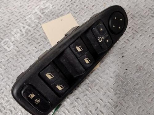Used Left front window switch Left front window switch CITROËN C4 Grand Picasso I (UA_) [2006-2013] 29468489 29468489