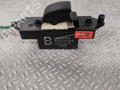 Used Switch Switch MITSUBISHI OUTLANDER II (CW_W) 2.2 DI-D 4WD (177 hp) 28615103 28615103