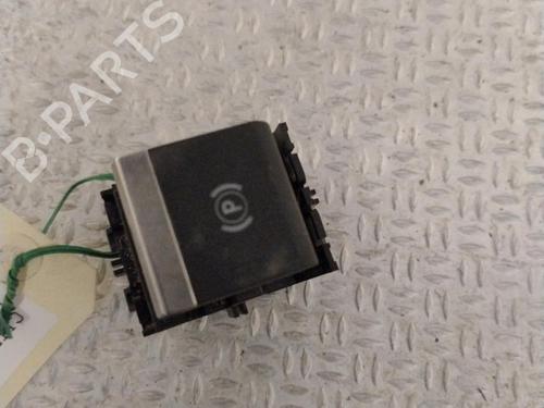 Used Switch Switch CITROËN C4 III (BA_, BB_, BC_) 1.2 PureTech 130 (BAHNSA, BAHNSB) (130 hp) 31119639 31119639