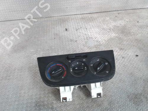 Used Climate control Climate control FIAT FIORINO Box Body/MPV (225_) 1.3 D Multijet (225BXD1A, 225BXB1A, 225BXB11) (75 hp) 24072644 24072644
