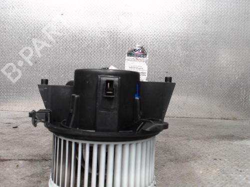 Used Heater blower motor FIAT PUNTO (188_) 1.2 60 (188.030, .050, .130, .150, .230, .250) (60 hp) 24096872