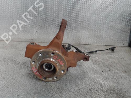 Used Right front steering knuckle Right front steering knuckle DACIA SANDERO II 1.5 dCi 75 / Blue dCi 75 (B8JW, B8M4, B8AH, B8M7, B8M6) (75 hp) 24075112 24075112