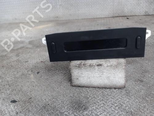 Used Display monitor PEUGEOT 1007 (KM_) 1.4 HDi (68 hp) 24081131