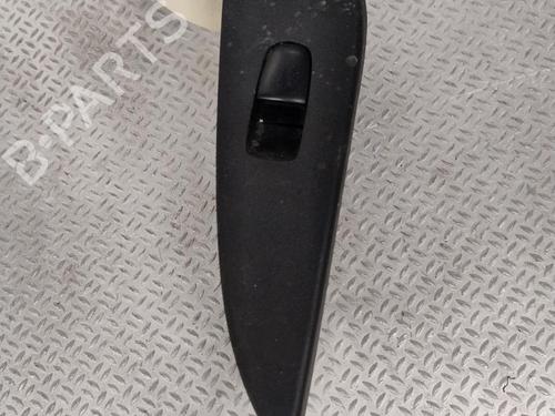 Used Right rear window switch NISSAN PULSAR Hatchback (C13) 1.5 dCi (110 hp) 25703534