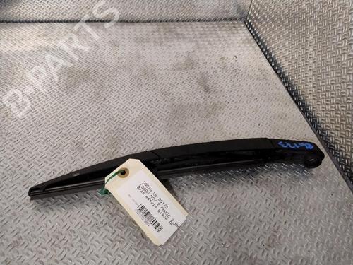 Used Rear windshield wiper arm DACIA LOGAN MCV II 1.0 SCe 75 (73 hp) 24600968