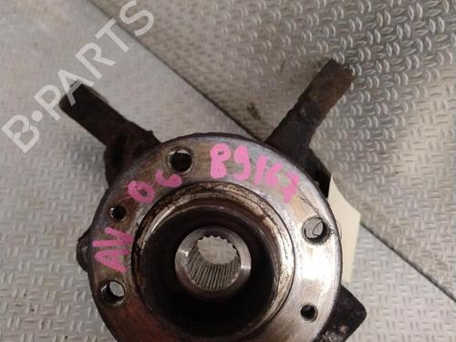 Used Left front steering knuckle Left front steering knuckle RENAULT MODUS / GRAND MODUS (F/JP0_) 1.5 dCi (FP0F, JP0F) (86 hp) 33330938 33330938