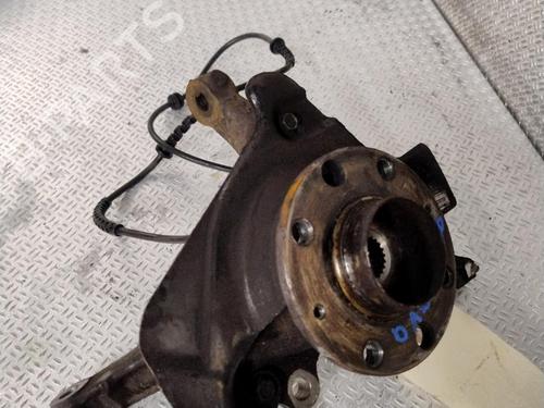 Used Left front steering knuckle FIAT GRANDE PUNTO (199_) 1.2 (65 hp) 28484084