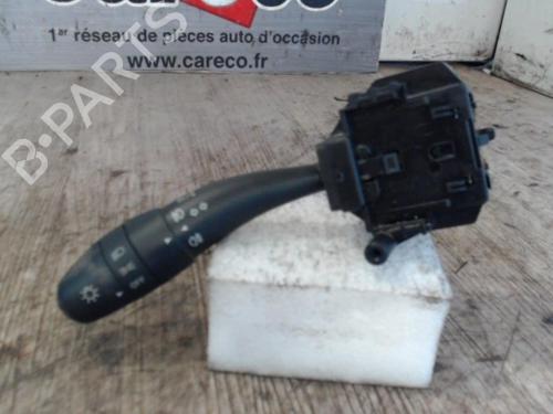 Used Steering column stalk HYUNDAI i30 (FD) 1.6 CRDi (90 hp) 24068785