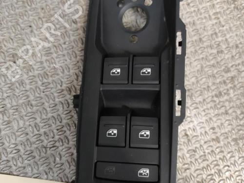 left-front-window-switch-audi-q3-f3b-2018-40553375 main image