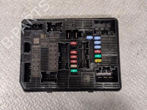 fuse-box-renault-kangoo-iii-mpv-2021-37002356 main image