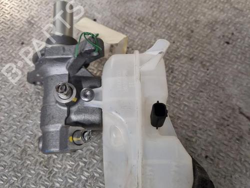 Used Brake master cylinder RENAULT EXPRESS Box Body/MPV 1.5 Blue dCi 75 (F6AA) (75 hp) 24063373