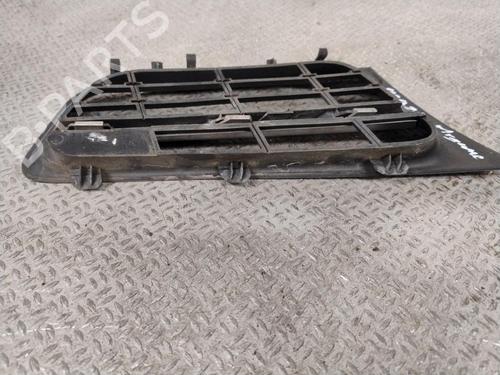 Used Grille RENAULT MEGANE II Coupé-Cabriolet (EM0/1_) 1.5 dCi (EM1E) (106 hp) 31119692