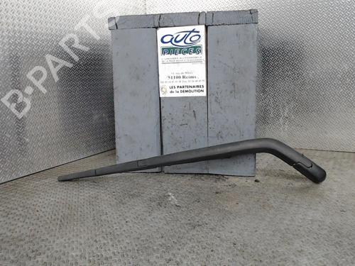 Used Rear windshield wiper arm TOYOTA COROLLA Verso (_E12_) 2.0 D-4D (CDE120_, CDE120R) (90 hp) 24078485