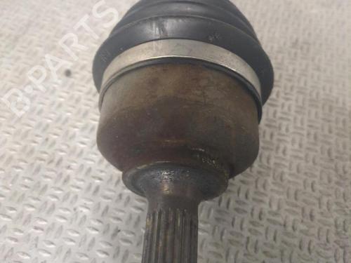 Used Right front driveshaft Right front driveshaft CITROËN C3 III (SX) 1.2 PureTech 82 (83 hp) 40273314 40273314
