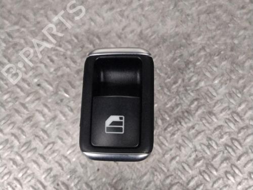 switch-mercedes-benz-c-class-t-model-s204-2007-2008-2009-2010-2011-2012-2013-2014-40553348 main image