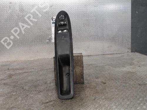 Used Left front window switch Left front window switch CITROËN DS3 (SA_) 1.6 VTi 120 (120 hp) 24085842 24085842