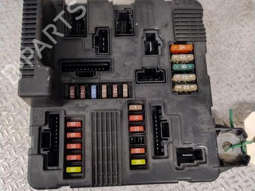 Used Fuse box Fuse box RENAULT MEGANE II (BM0/1_, CM0/1_) 1.5 dCi (BM1F, CM1F) (86 hp) 34105803 34105803