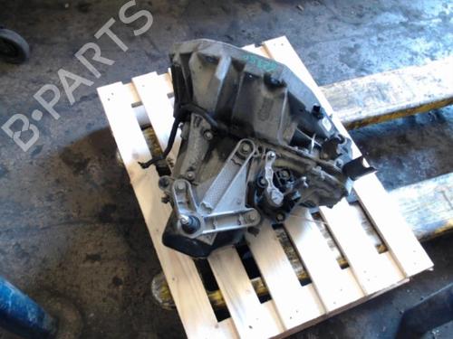 Used Gearbox NISSAN MICRA III (K12) 1.5 dCi (86 hp) 24068856