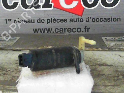 Used Washer pump FORD FIESTA V (JH_, JD_) 1.4 TDCi (68 hp) 24065817