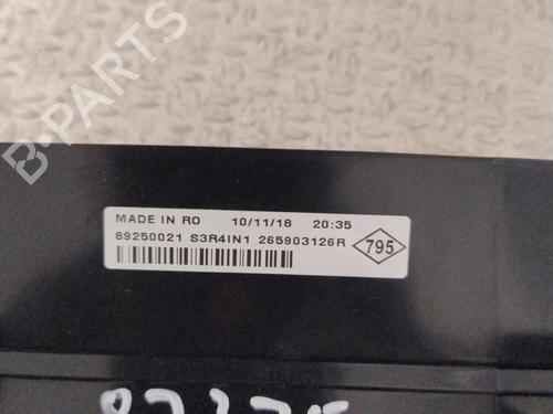 Trzecie światło stopu RENAULT TWINGO III (BCM_, BCA_) 0.9 TCe 90 (BCM9, BCM2) | BP30047351L11