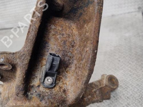 Right front steering knuckle VOLVO C30 (533) 1.6 D | BP33058422M26 - Image 3