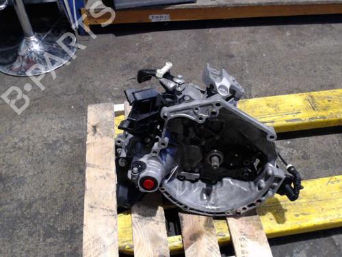 Used Gearbox CITROËN C3 II (SC_) 1.4 (73 hp) 24093575