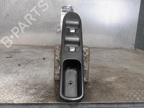Used Left front window switch Left front window switch PEUGEOT 307 (3A/C) 1.6 16V (109 hp) 24088596 24088596