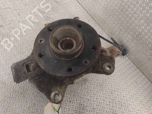 Used Right front steering knuckle Right front steering knuckle RENAULT GRAND SCÉNIC III (JZ0/1_) 1.9 dCi (JZ0J, JZ0N, JZ1K, JZ1S) (131 hp) 30403752 30403752