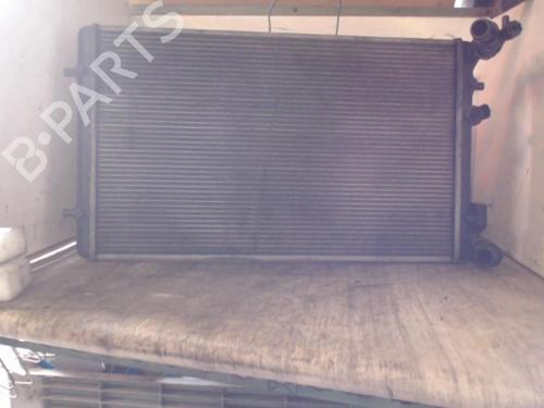 Used Water radiator Water radiator SEAT LEON (1M1) 1.9 TDI (90 hp) 24070554 24070554