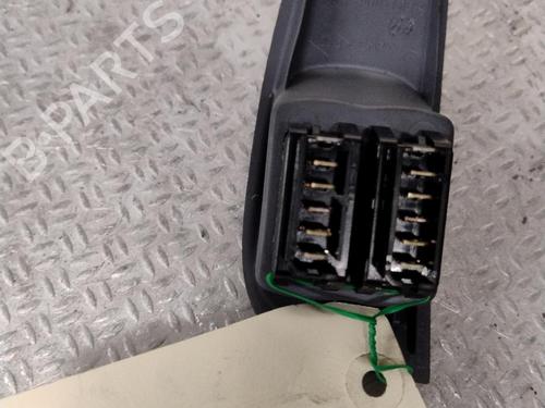 Left front window switch RENAULT MEGANE I (BA0/1_) 1.4 e (BA0E, BA0V) | BP28573039I27 