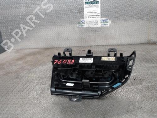 Climate control FORD FOCUS III  | BP24081033I5 