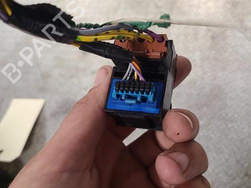 Used Left front window switch PEUGEOT 406 Break (8E/F) 1.9 D (75 hp) 24099964