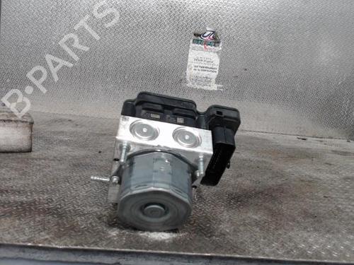 Used ABS pump ABS pump DACIA DUSTER (HS_) 1.5 dCi 4x4 (109 hp) 30484238 30484238