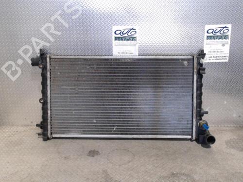 Used Water radiator Water radiator PEUGEOT 106 II (1A_, 1C_) 1.5 D (57 hp) 24085132 24085132