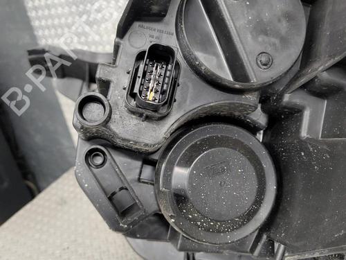 Used Right headlight Right headlight 33997646 33997646