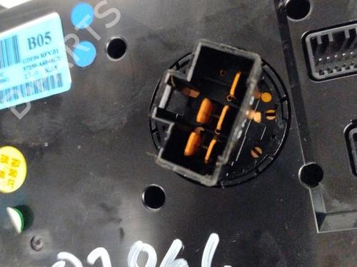 Used Climate control Climate control 30556696 30556696