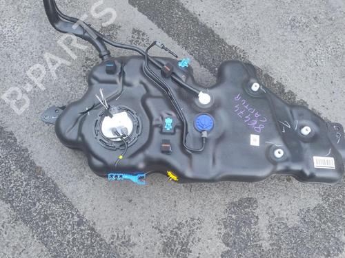 Used Fuel tank RENAULT CAPTUR II (HF_) E-TECH 145 (HFMU) (143 hp) 28685294