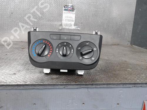 climate-control-fiat-grande-punto-199_-2005-24088871 main image