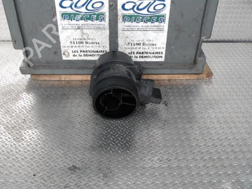 Used Mass air flow sensor AUDI A4 B7 Avant (8ED) [2004-2008]  24071632