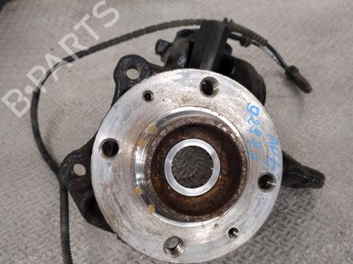Used Left front steering knuckle Left front steering knuckle CITROËN C3 III (SX) 1.2 THP 110 (SXHNPS, SXHNZT, SXHNZ6) (110 hp) 40553478 40553478