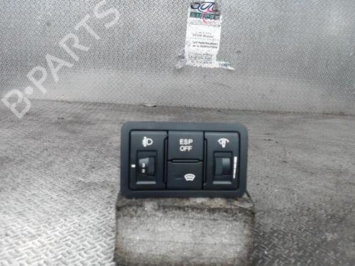 Commande de phare HYUNDAI i30 (FD) 1.6 CRDi (90 hp) 24088830