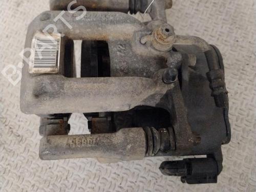 Used Right rear brake caliper Right rear brake caliper PEUGEOT 5008 II (MC_, MJ_, MR_, M4_) 1.5 BlueHDi 130 (MCYHZJ, MCYHZR, MCYHZX) (131 hp) 31911201 31911201